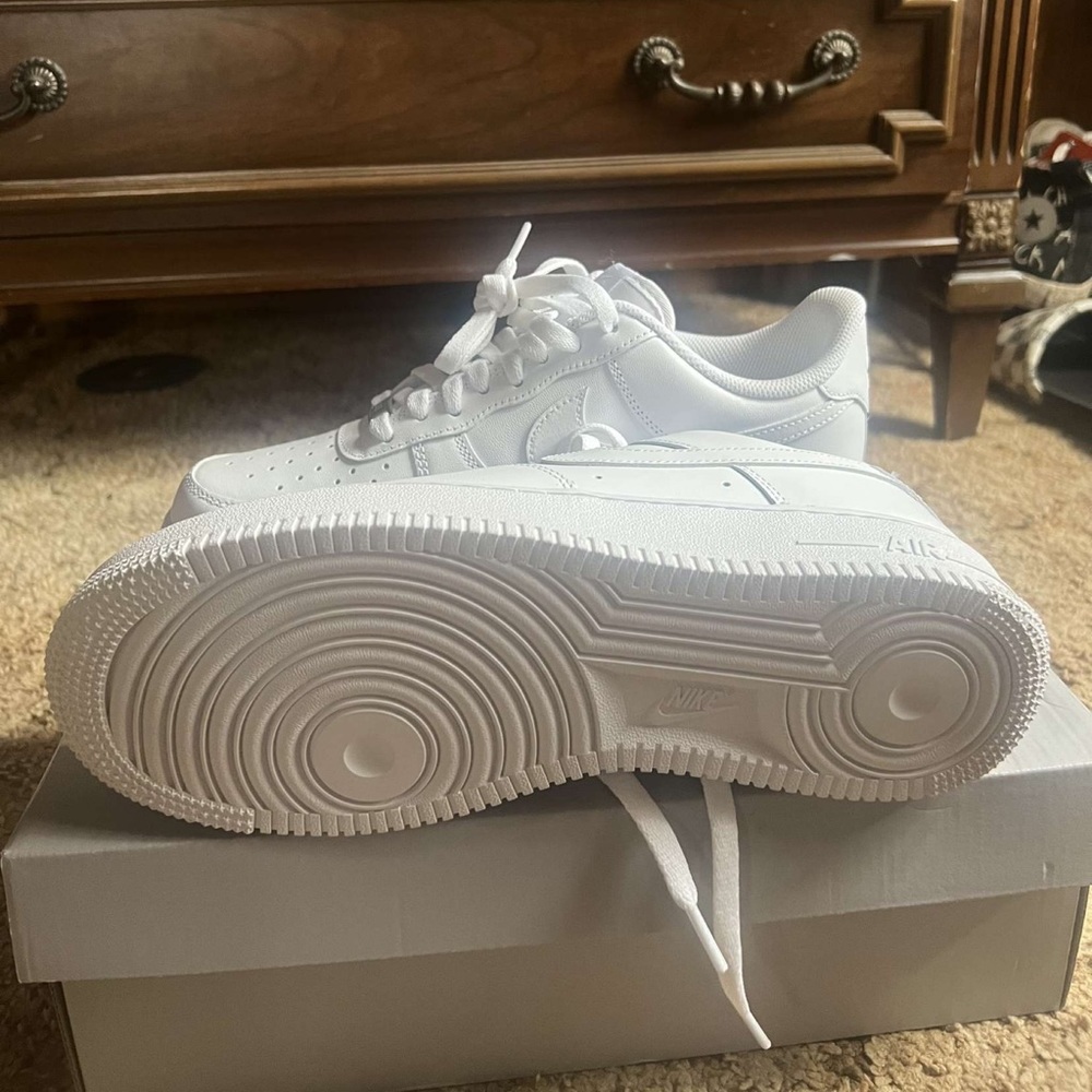 Air Force one low size 9